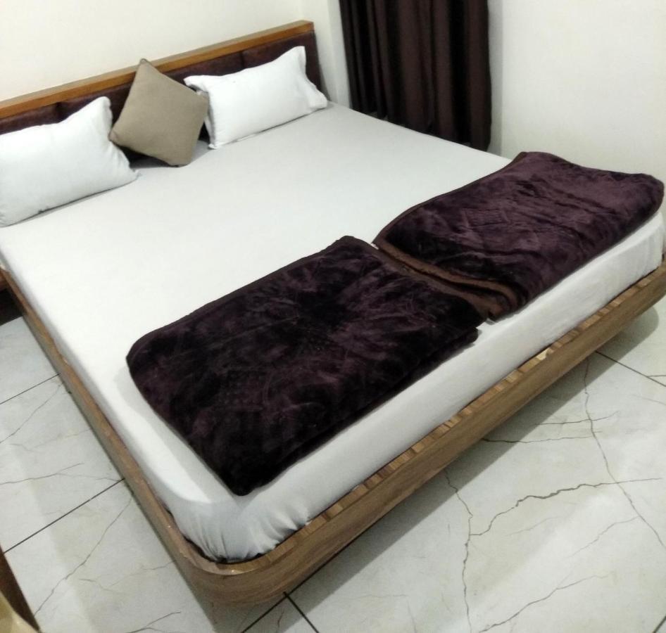 Hotel Milan Ahmedabad Ngoại thất bức ảnh