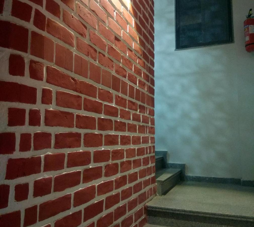 Hotel Milan Ahmedabad Ngoại thất bức ảnh