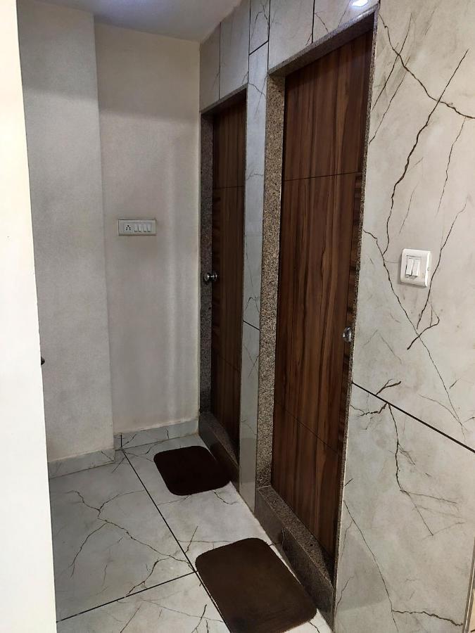 Hotel Milan Ahmedabad Ngoại thất bức ảnh
